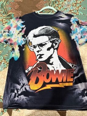 Get Down Art David Bowie Smoking Tie-Dye T-shirt M